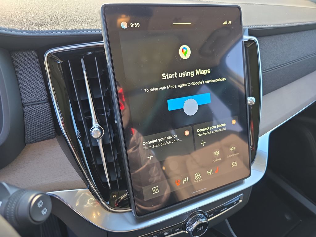 2026 Volvo XC90 Plus - Photo 16
