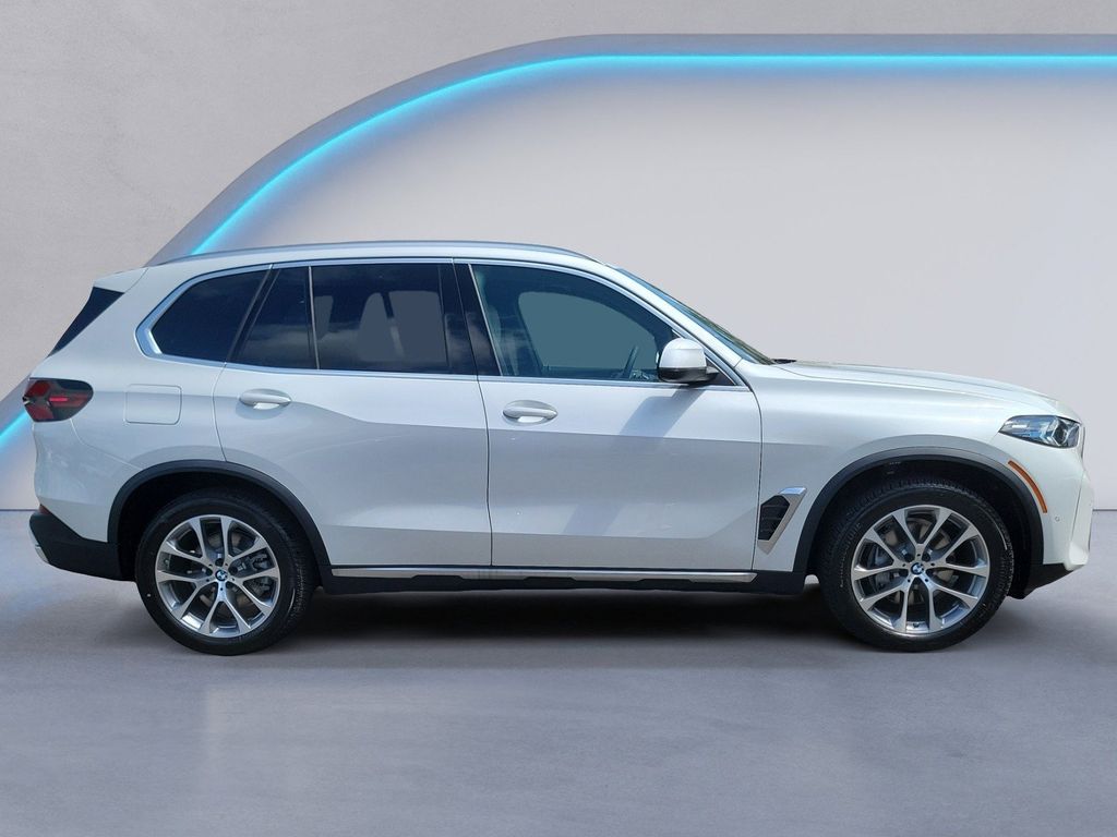 2026 Bmw X5 xDrive40i photo 3