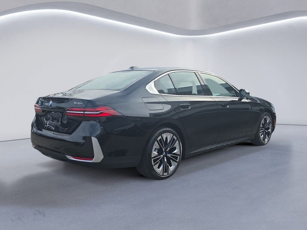 New 2026 BMW 5 Series 530i xDrive Sedan