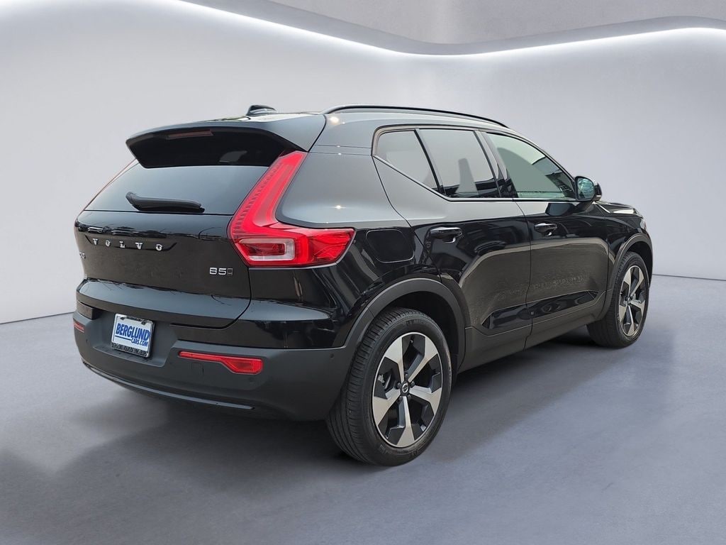 New 2026 Volvo XC40 Plus SUV