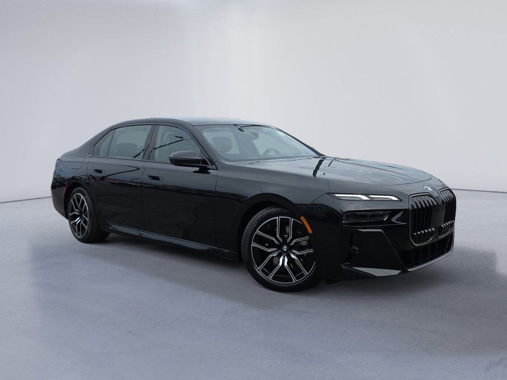 New 2026 BMW 7 Series 740i xDrive Sedan
