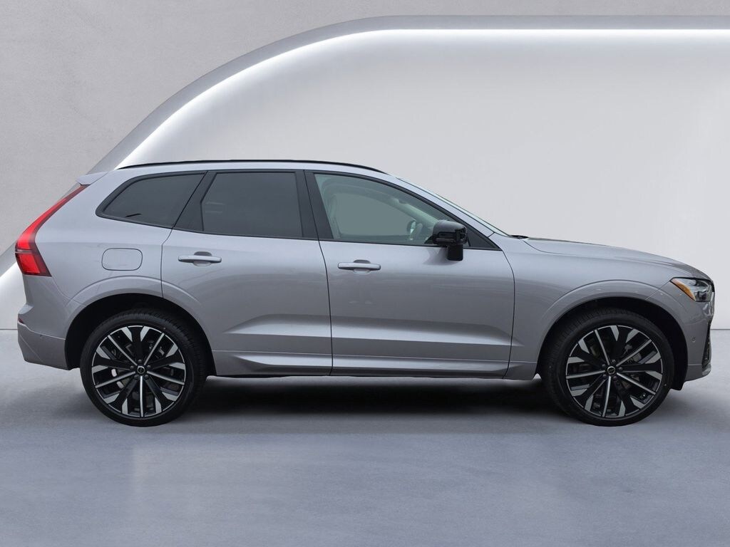 New 2026 Volvo XC60 Ultra Sport Utility