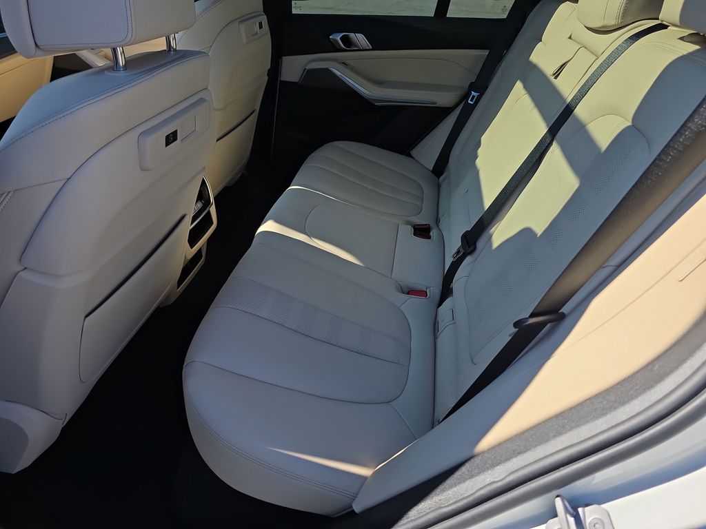 2022 Bmw X5 xDrive40i photo 3