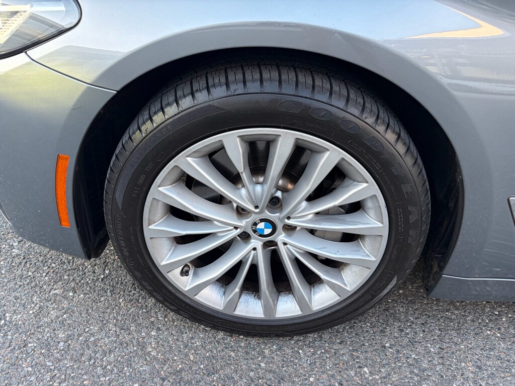 2023 Bmw 530i xDrive photo 3