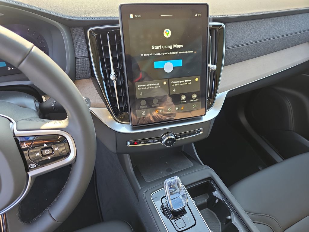 2026 Volvo XC90 Plus - Photo 19