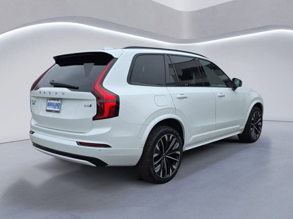 New 2026 Volvo XC90 Ultra Dark Theme Sport Utility