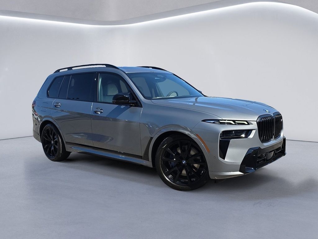 2026 Bmw X7 M60i photo 2