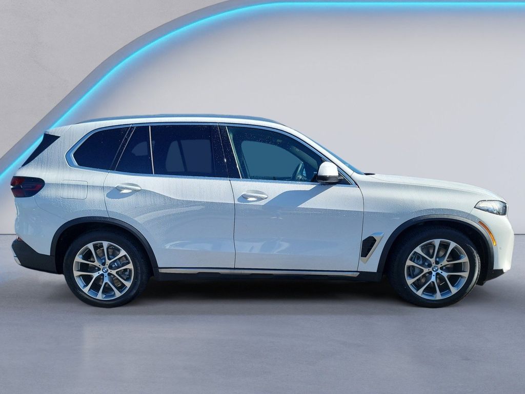 2026 Bmw X5 xDrive50e photo 2