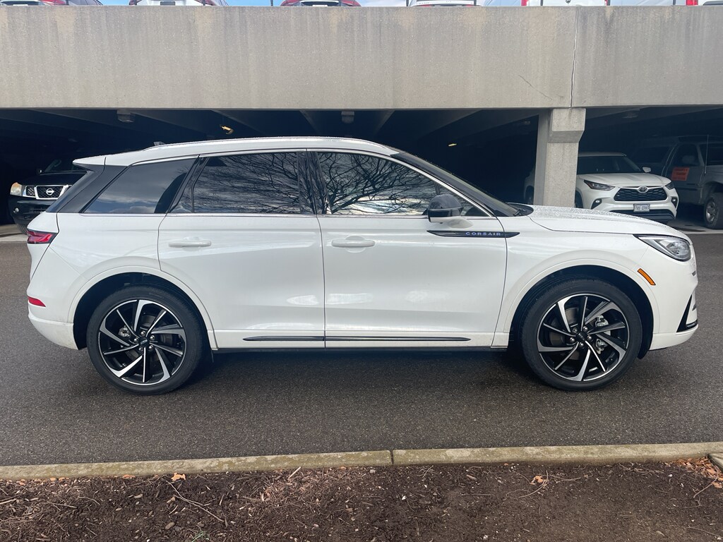 Used 2023 Lincoln Corsair Grand Touring SUV
