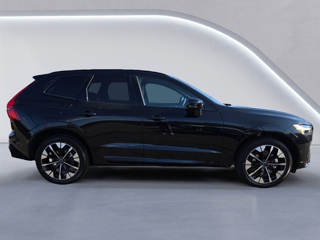 Certified 2025 Volvo XC60 plug-in hybrid T8 Plus SUV