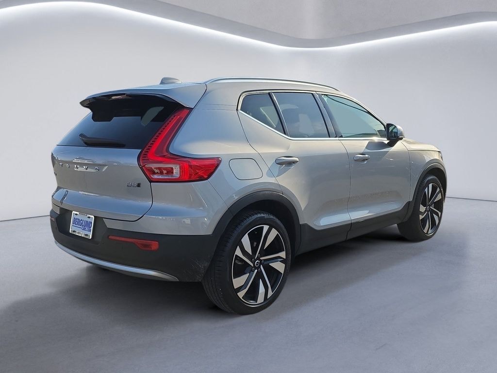 Certified 2025 Volvo XC40 B5 Plus Bright Theme SUV