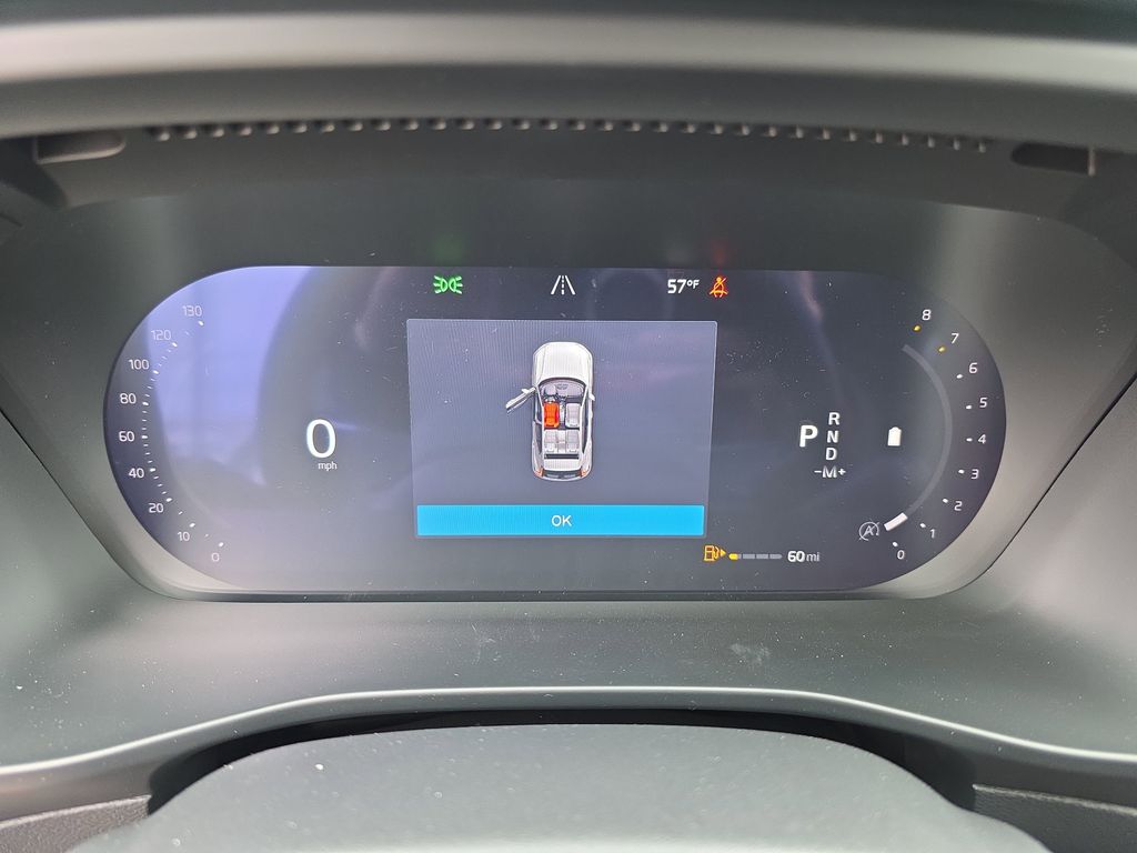 2026 Volvo XC40 Plus - Photo 12