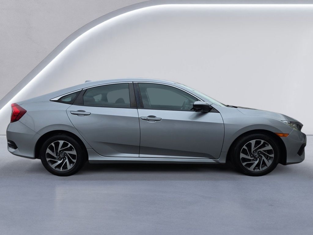 2017 Honda Civic EX photo 3