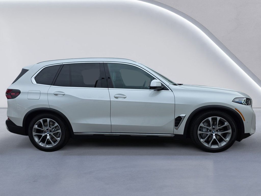 2026 Bmw X5 xDrive50e photo 3