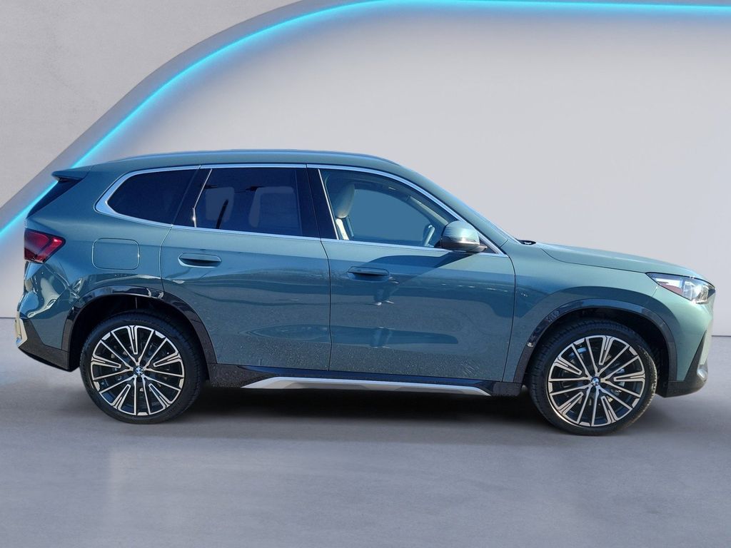 2025 Bmw X1 XDrive28i photo 2