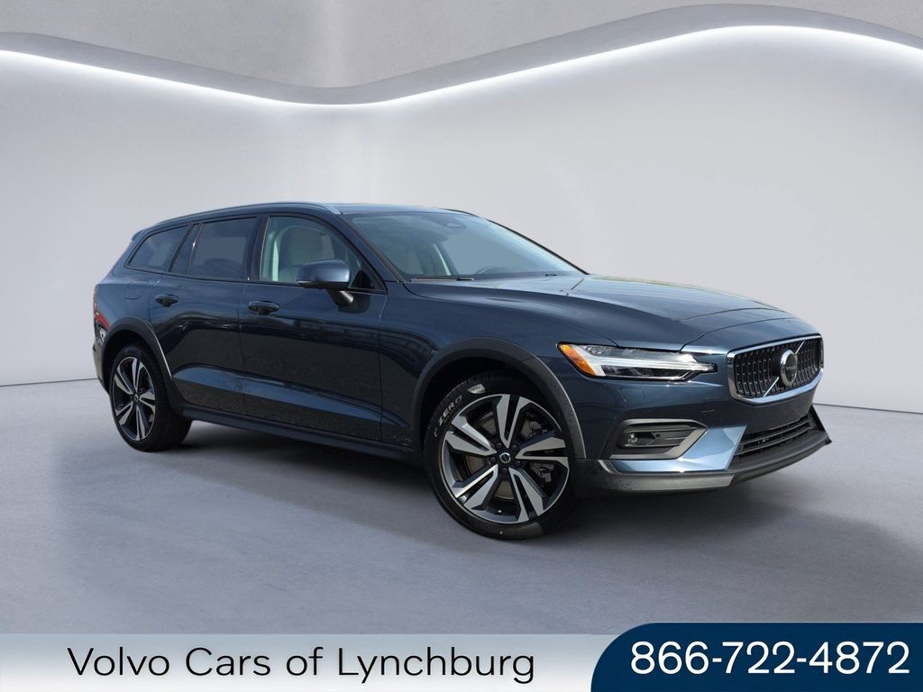 2026 Volvo V60 Cross Country