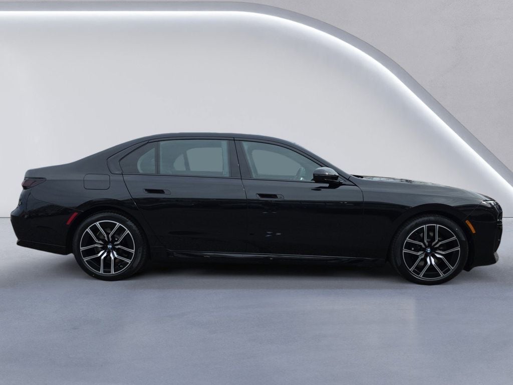 New 2026 BMW 7 Series 740i xDrive Sedan
