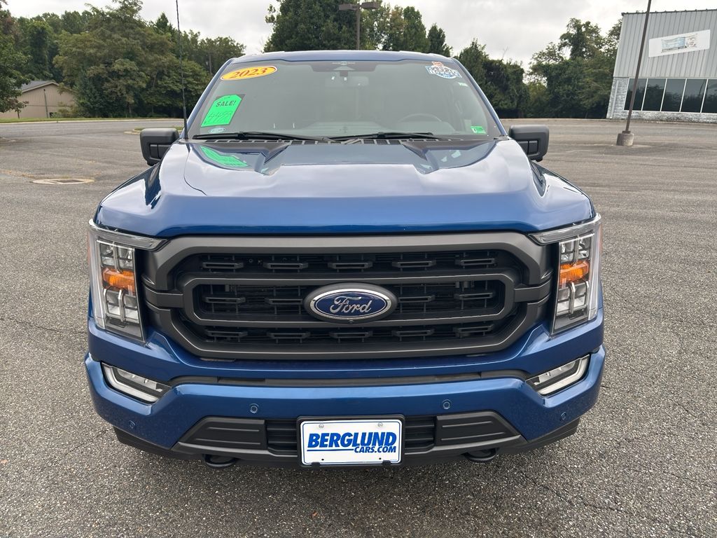 2023 Ford F-150 XLT photo 2