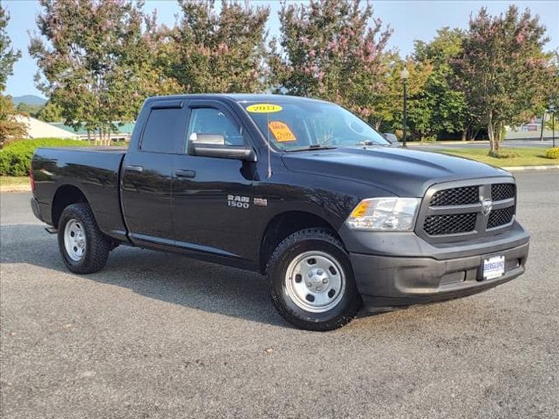 Used 2017 RAM Ram 1500 Pickup Tradesman with VIN 1C6RR7FTXHS746650 for sale in Bedford, VA