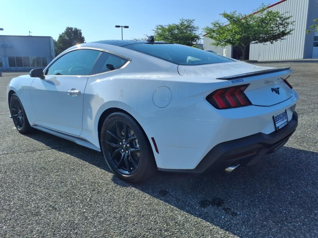 2025 Ford Mustang EcoBoost Premium Fastback - Photo 7