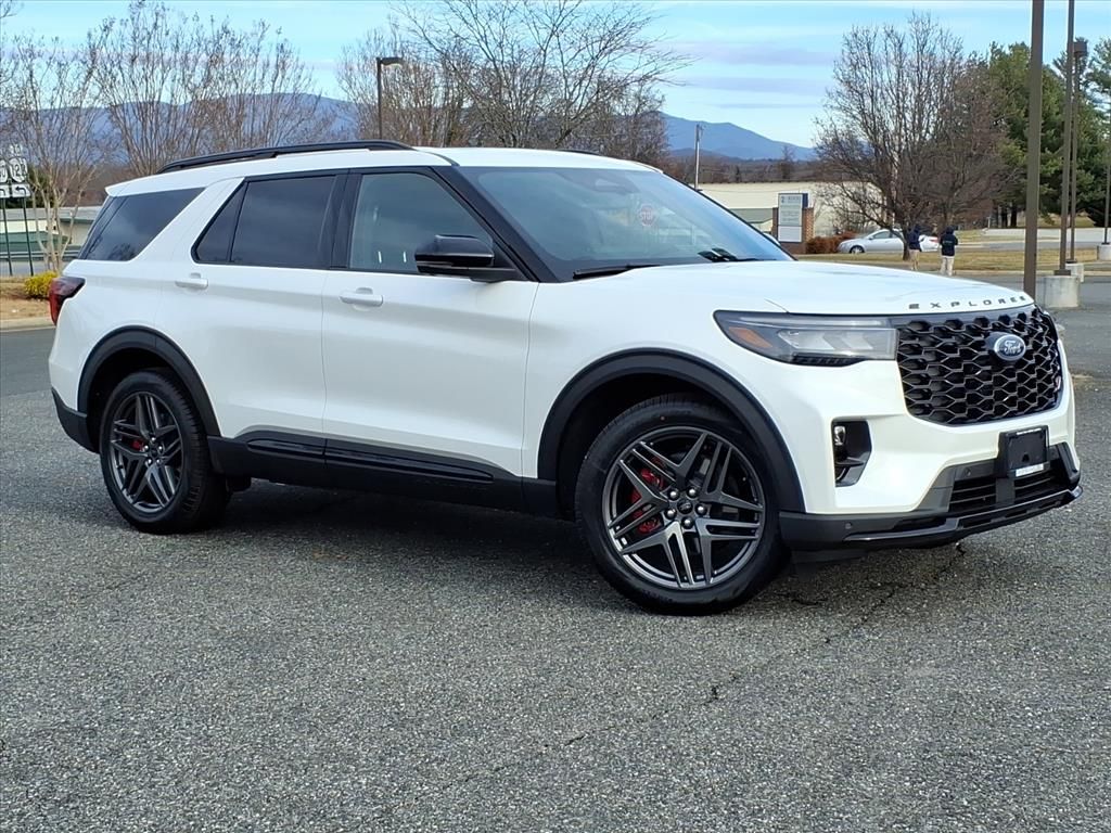 2026 Ford Explorer ST's photo