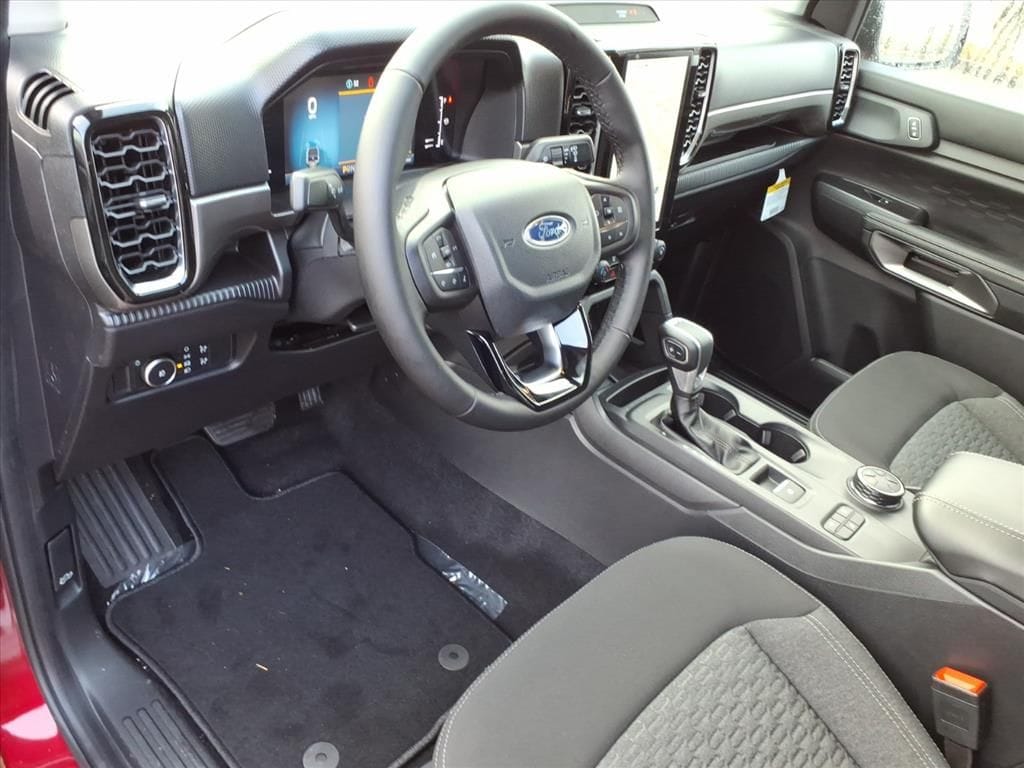 New 2025 Ford Ranger XLT SuperCrew