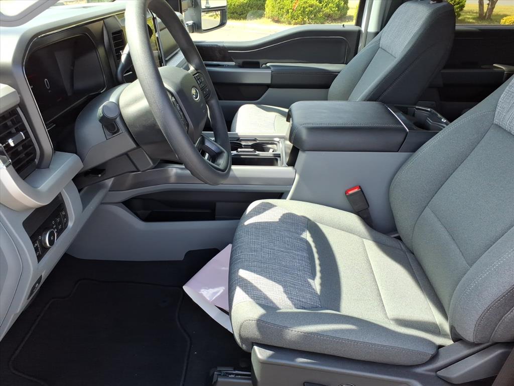 New 2026 Ford F-250 XLT Crew Cab