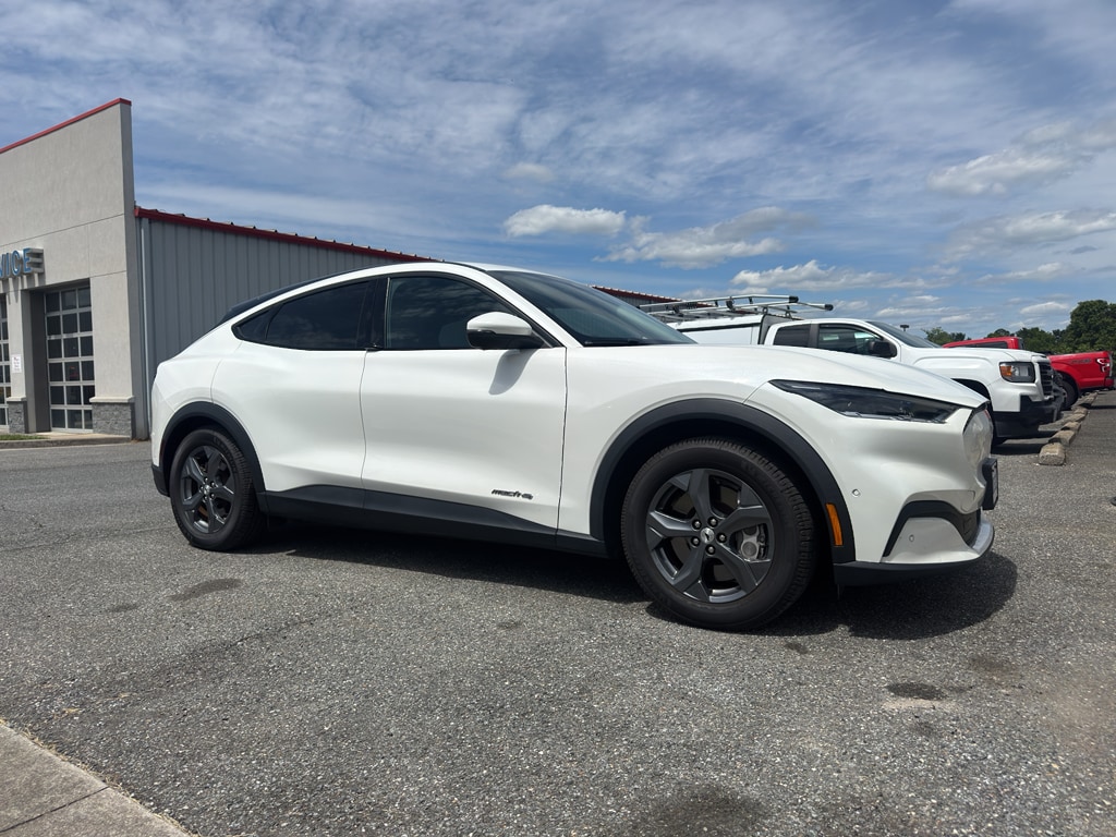 2022 Ford Mustang Mach-E Wagon 