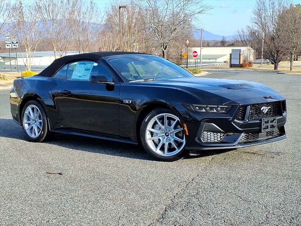 2026 Ford Mustang GT Premium's photo