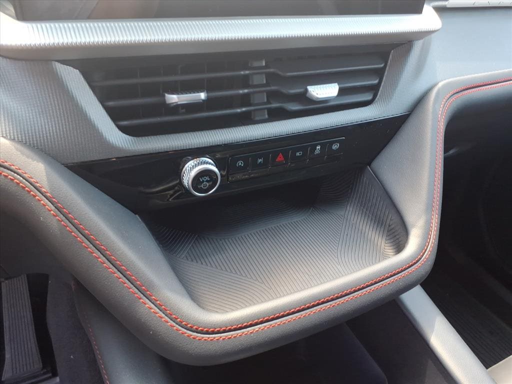 2026 Ford Explorer ST - Photo 17