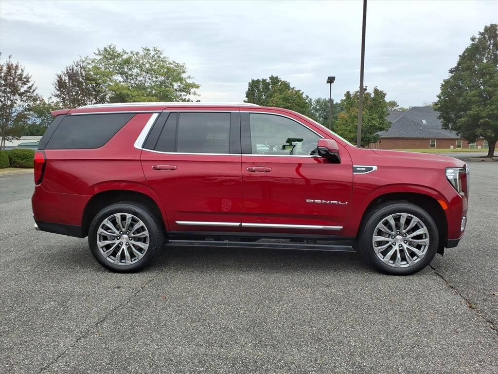 2021 Gmc Yukon Denali photo 2