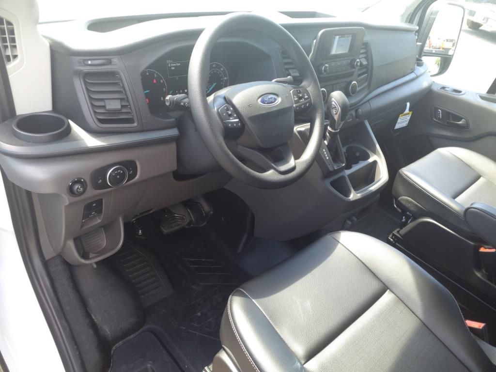 2025 Ford Transit Van Base - Photo 6