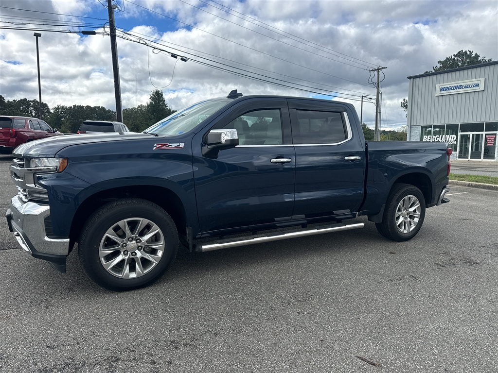 Used 2022 Chevrolet Silverado 1500 LTZ Crew Cab