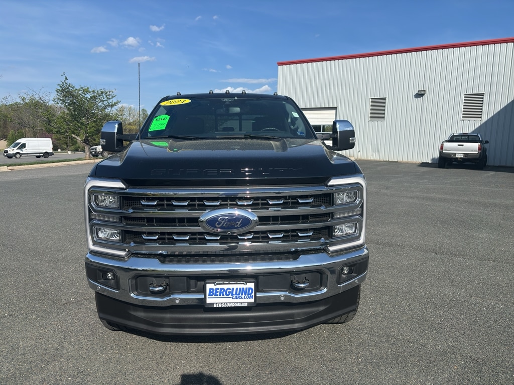 Used 2024 Ford F-250 Lariat Cab; Crew