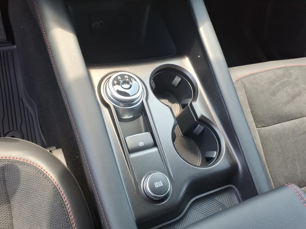 2026 Ford Explorer ST - Photo 18
