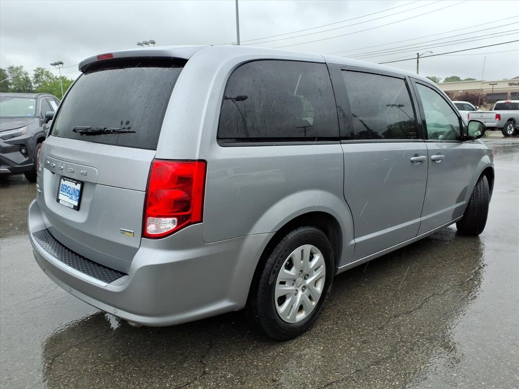 Used 2018 Dodge Grand Caravan SE Passenger Van