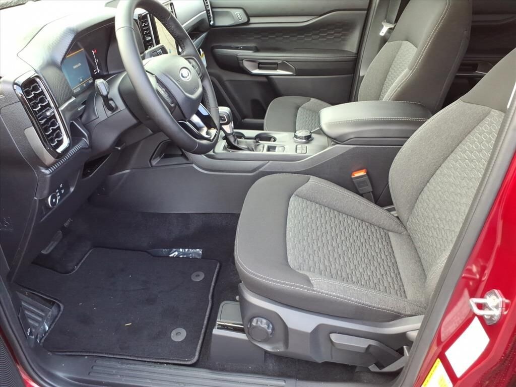 New 2025 Ford Ranger XLT SuperCrew