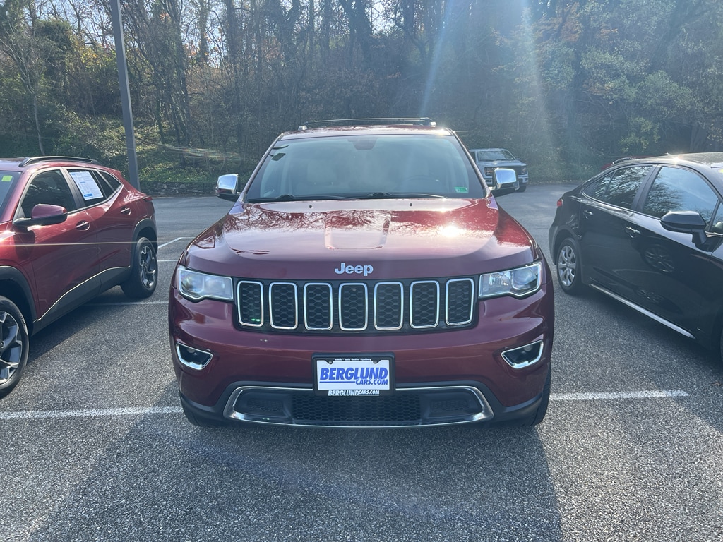 Used 2017 Jeep Grand Cherokee Limited 4x4 SUV
