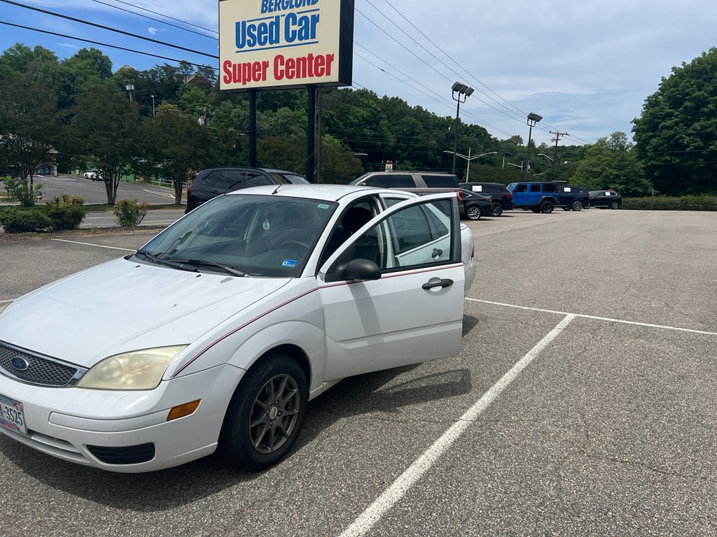 Used 2007 Ford Focus Sedan