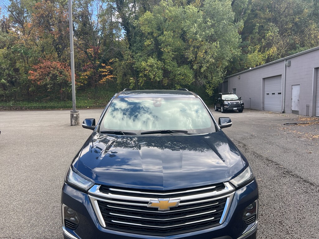 Used 2022 Chevrolet Traverse LT Cloth w/1LT SUV