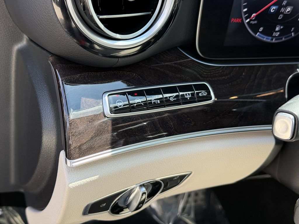 2017 Mercedes-Benz E-Class AMG E43 - Photo 17