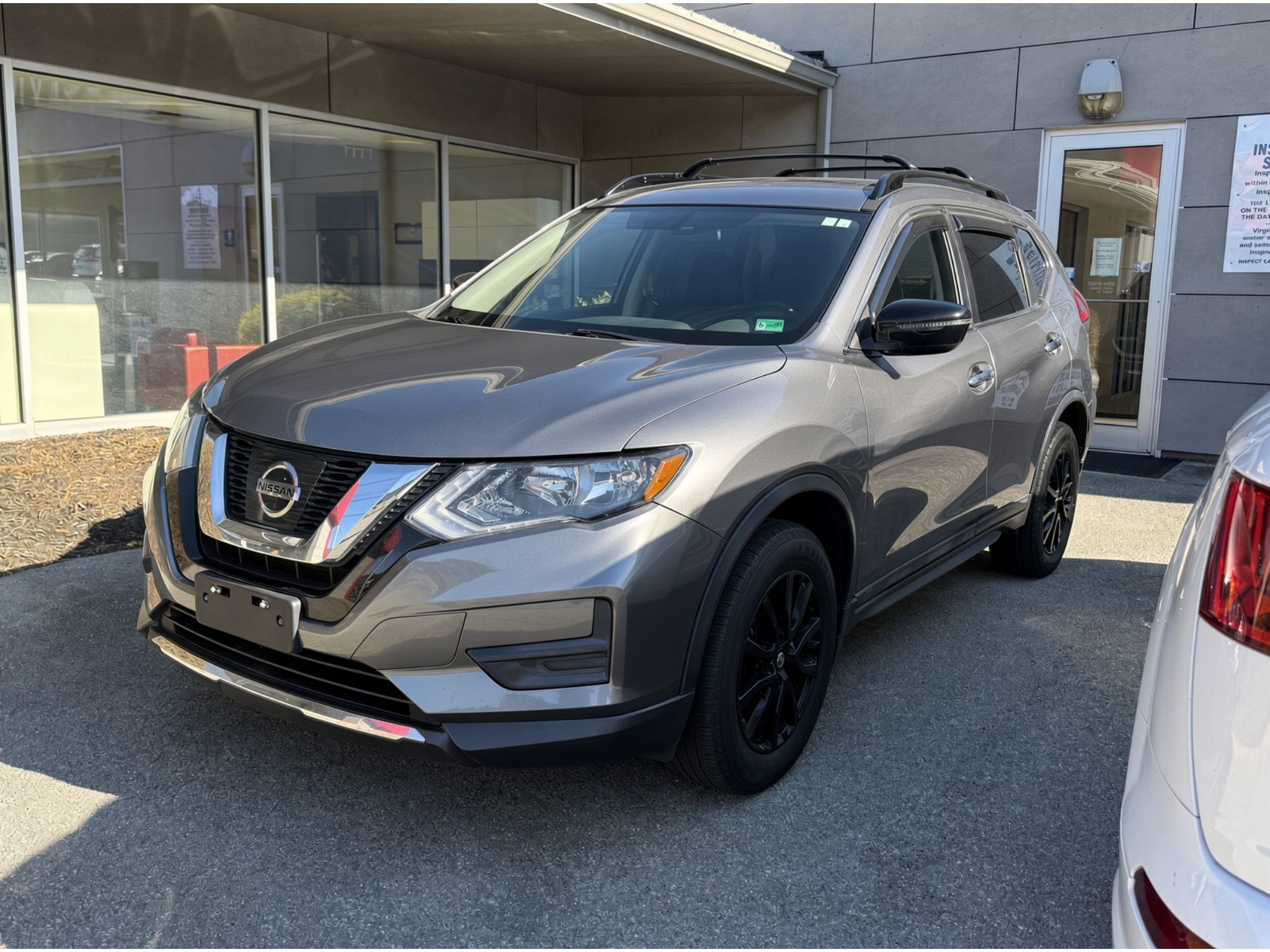 Nissan Rogue