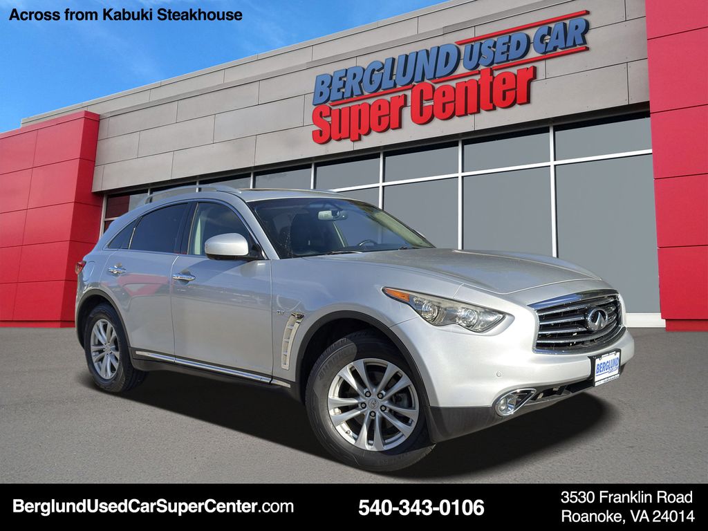 2016 INFINITI QX70