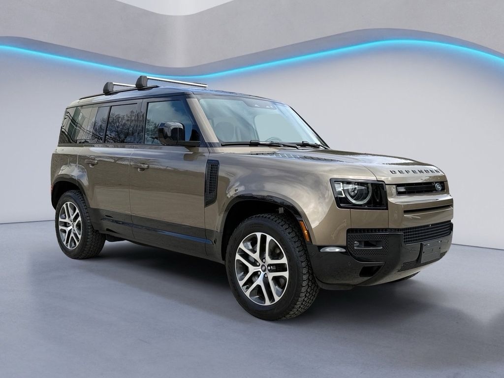Used 2025 Land Rover Defender 110 X-Dynamic SE SUV