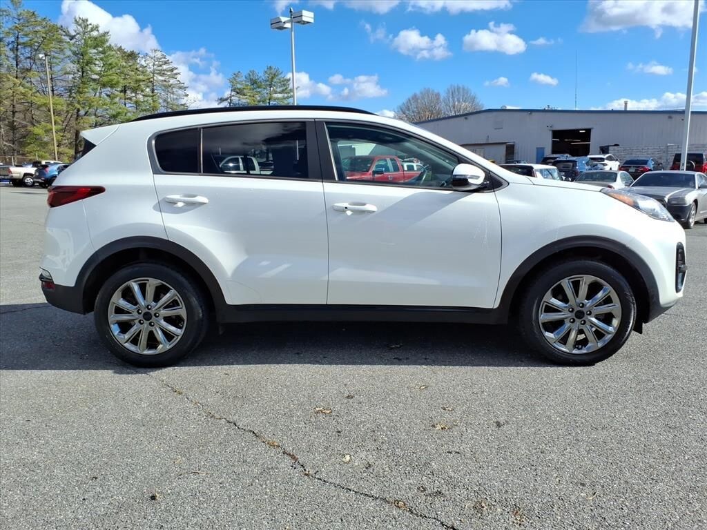 2021 Kia Sportage S Nightfall Edition photo 2