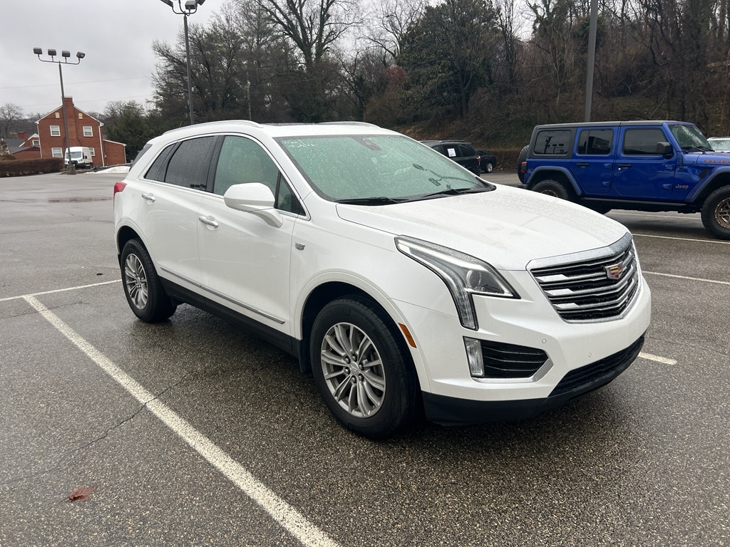Used 2017 Cadillac XT5 Luxury SUV