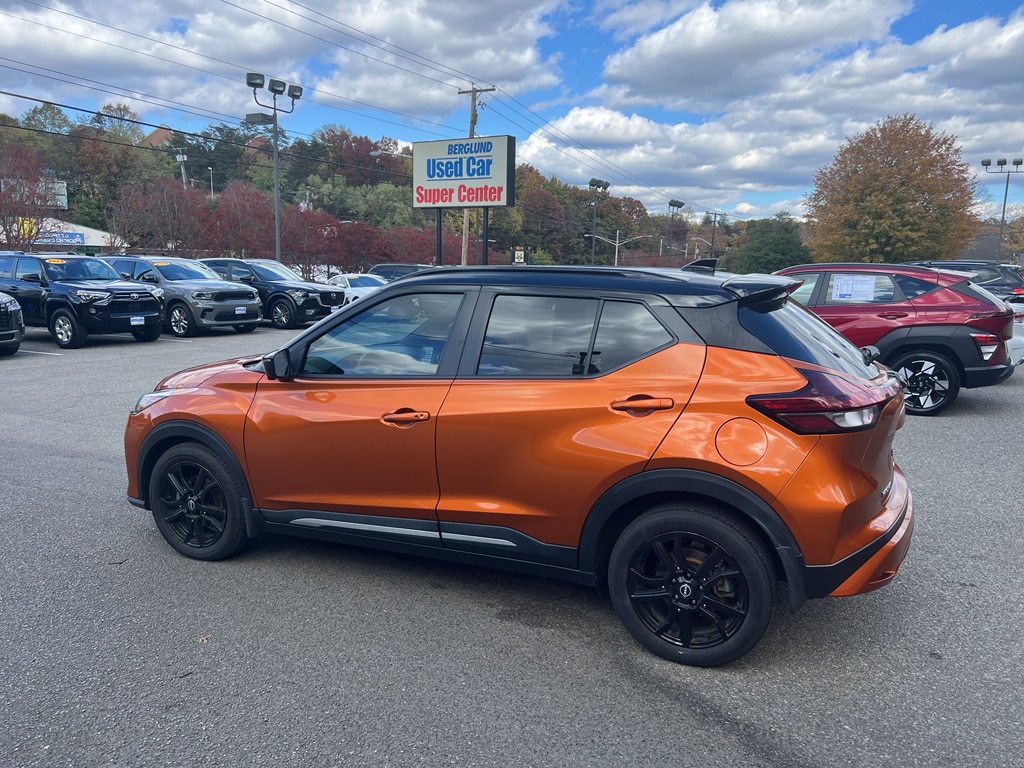 Used 2023 Nissan Kicks SR SUV