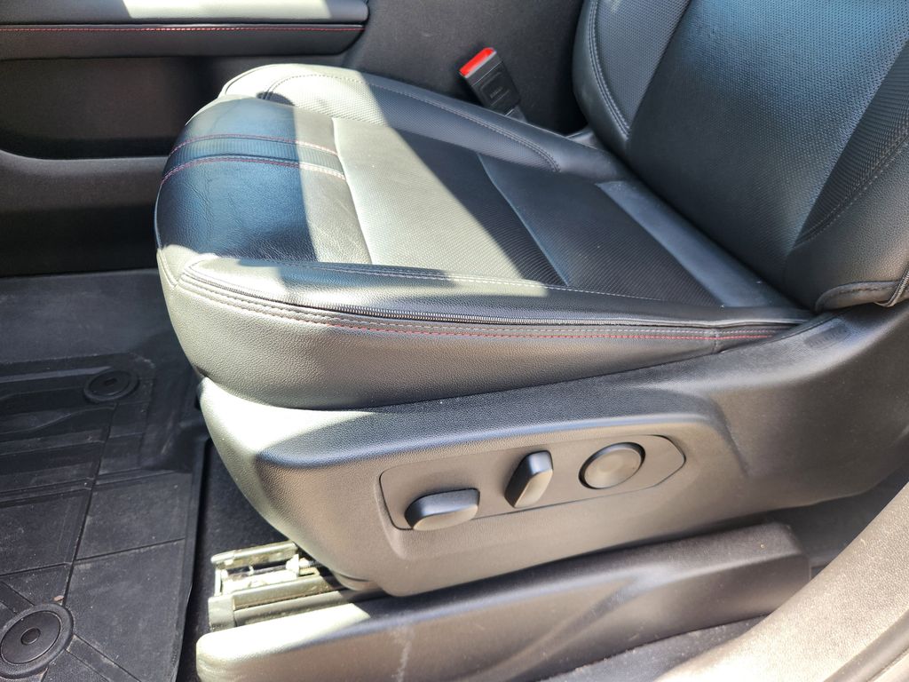2024 Chevrolet Tahoe RST - Photo 16
