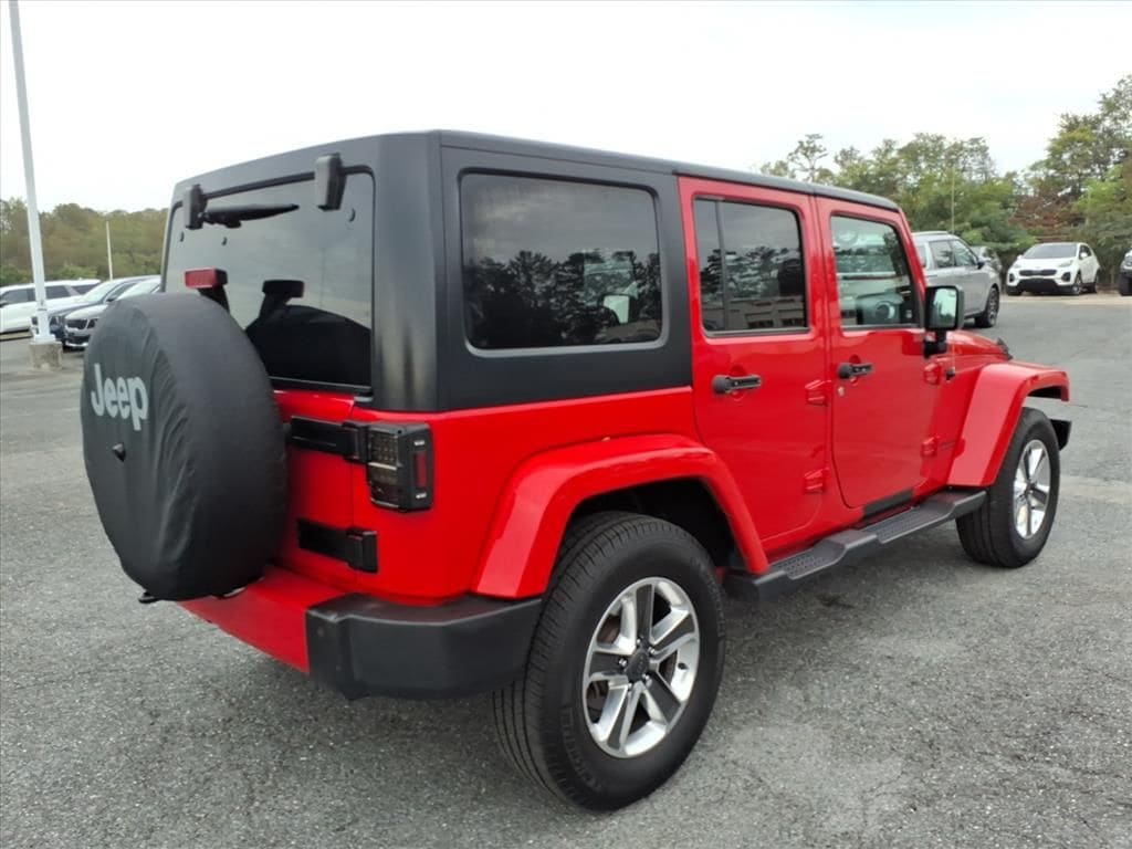 Used 2017 Jeep Wrangler JK Unlimited Sahara 4x4 SUV