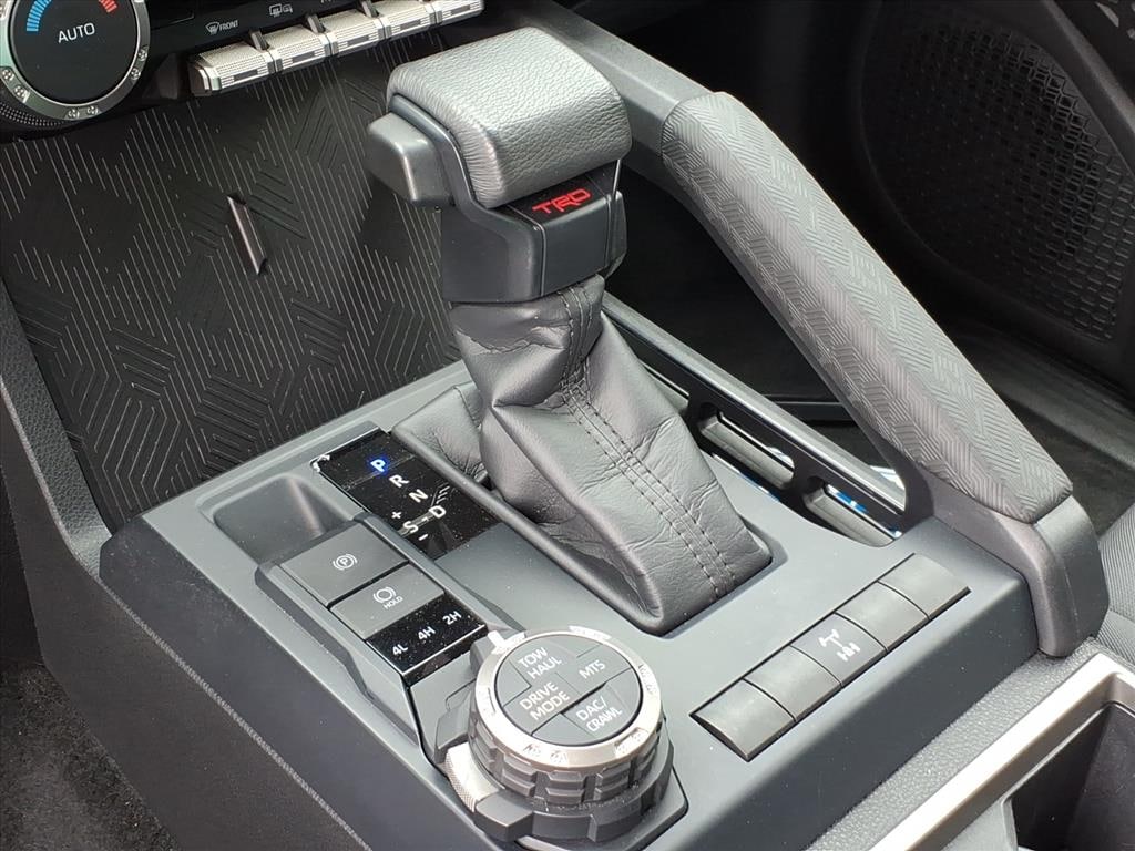 2025 Toyota Tacoma TRD Off Road - Photo 31
